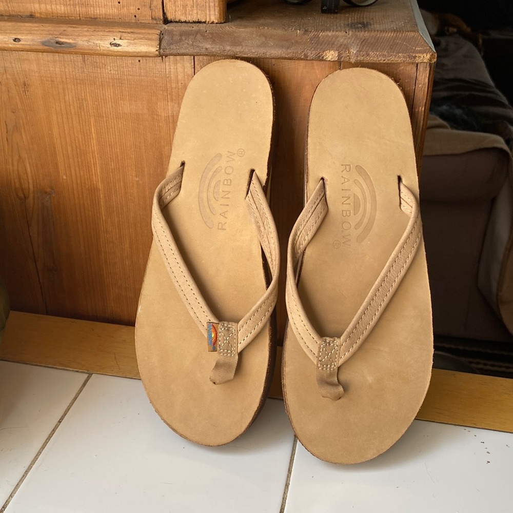 Women’s rainbow sandals size 6.5 brown Med